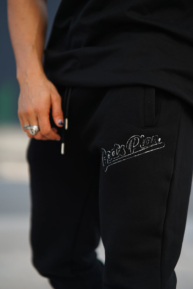 GP Slim Fit Joggers - Black